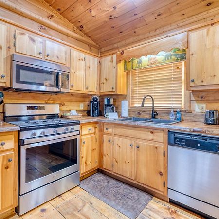 Secluded Sunrise Ridge-10 Min From Blue Ridge, King Beds, Hot Tub, 2 Porches, Fireplace Wood Burning, Mountain View, Cozy Kültér fotó