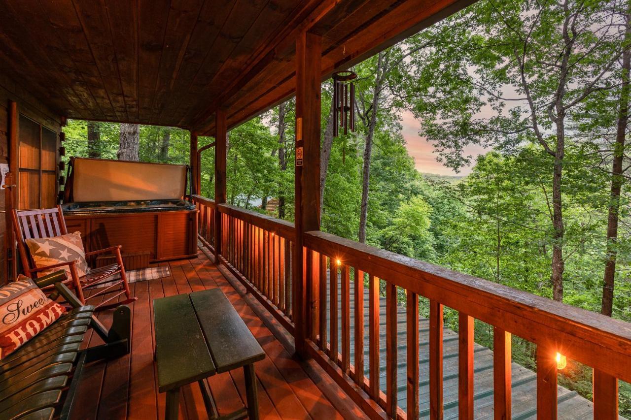Secluded Sunrise Ridge-10 Min From Blue Ridge, King Beds, Hot Tub, 2 Porches, Fireplace Wood Burning, Mountain View, Cozy Kültér fotó