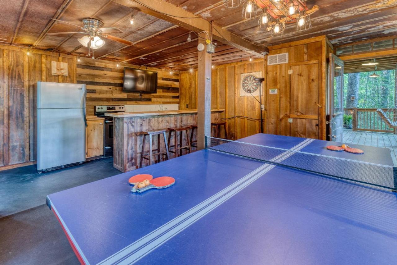 Secluded Sunrise Ridge-10 Min From Blue Ridge, King Beds, Hot Tub, 2 Porches, Fireplace Wood Burning, Mountain View, Cozy Kültér fotó
