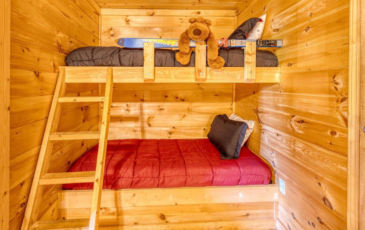 Secluded Sunrise Ridge-10 Min From Blue Ridge, King Beds, Hot Tub, 2 Porches, Fireplace Wood Burning, Mountain View, Cozy Kültér fotó